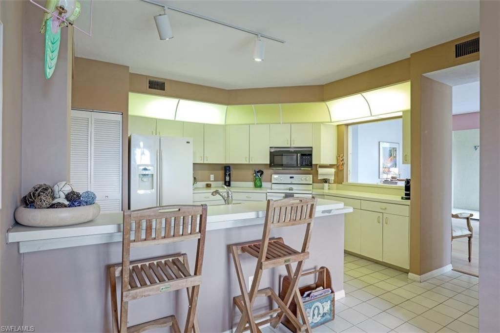 6500 Valen Way , Unit A-305, Naples, FL 34108 Photo