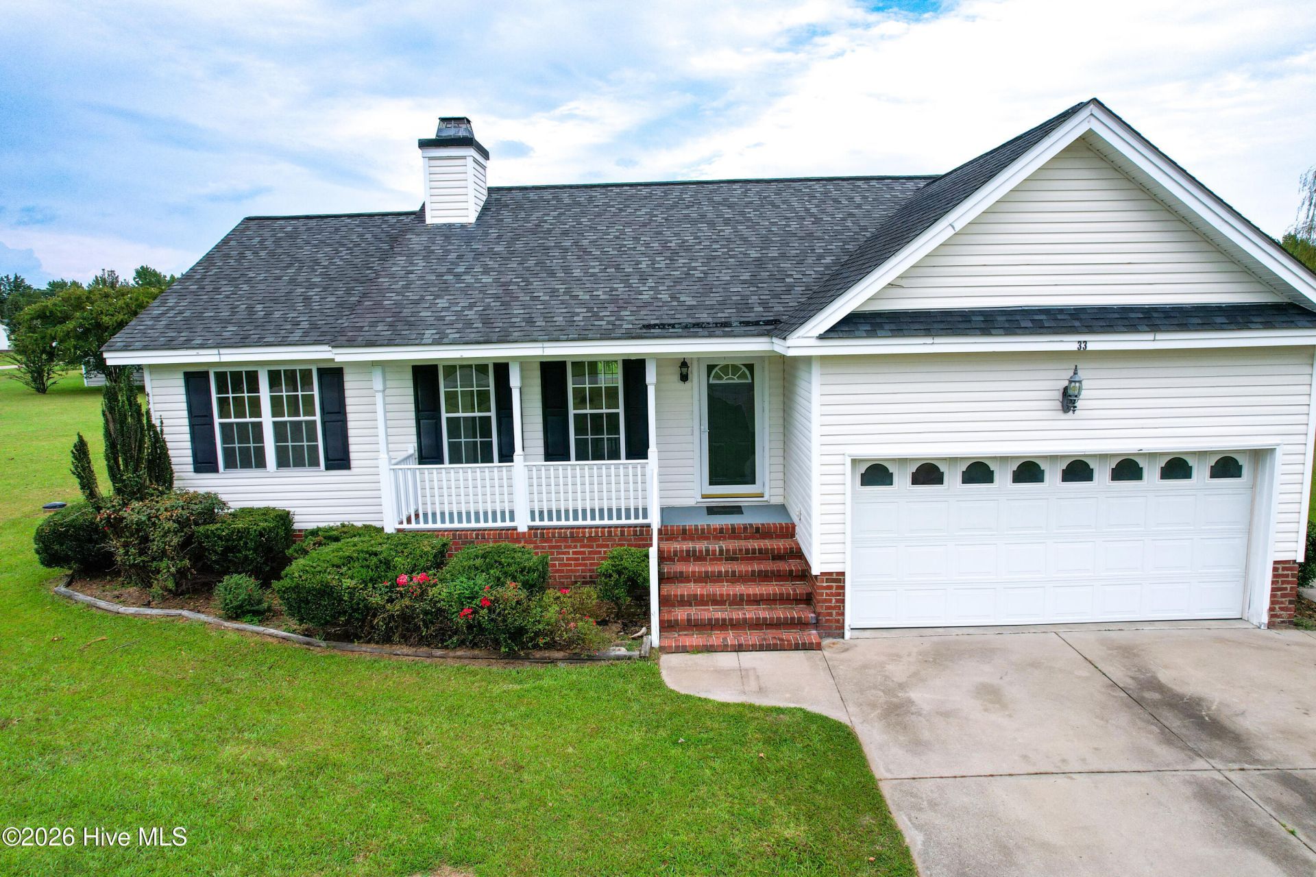 33 Red Cardinal Lane, Pinetops, NC 27864 Main Photo