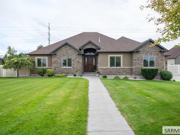 3430 E Greenwillow Lane, AMMON, ID 83401