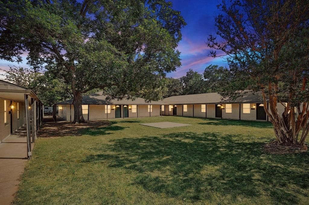 614 W Heard Street, Unit 8, Cleburne, TX 76033 Main Photo