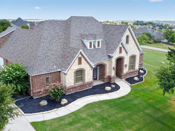 9900 Harbour View Lane, Fort Worth, TX 76179