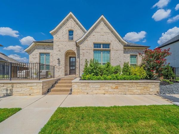 1518 Viridian Park Lane, Arlington, TX 76005