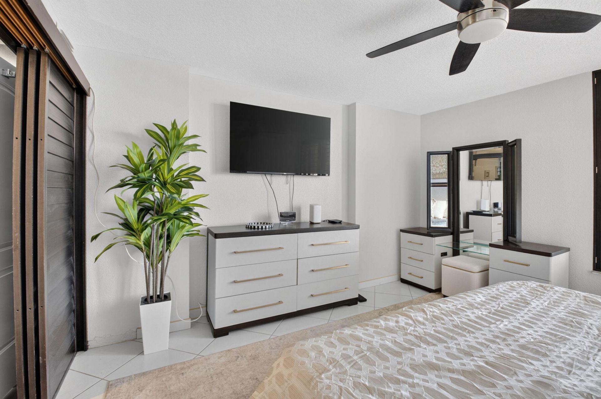 13 Royal Palm Way, Unit 5050, Boca Raton, FL 33432 Photo