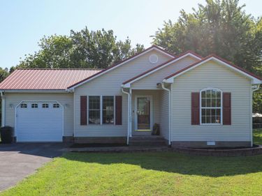 734 Vicksburg Estate Road, Benton, KY 42025