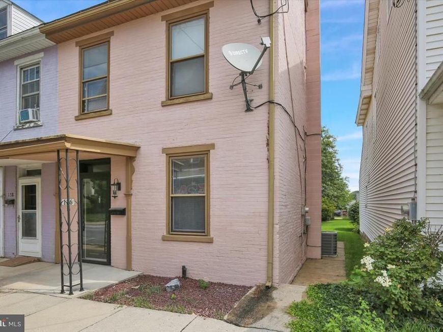 136 N Railroad Street, Annville, PA 17003 Main Photo
