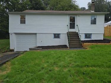 4 ELM, LEBANON, PA 17046
