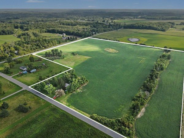 1500 Hull Street NE, Sparta, MI 49345