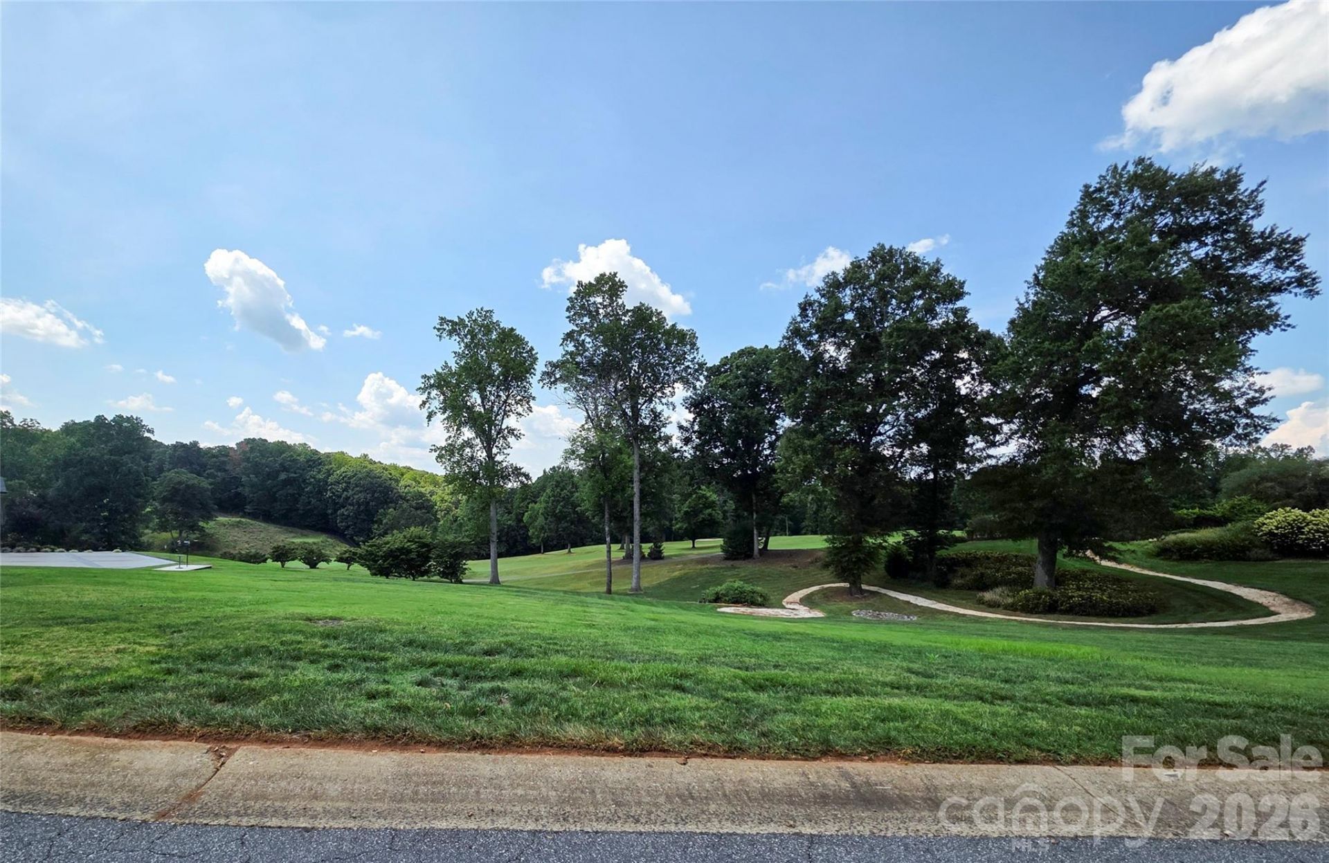 3609 Links Drive Ne, Conover, NC 28613 Main Photo