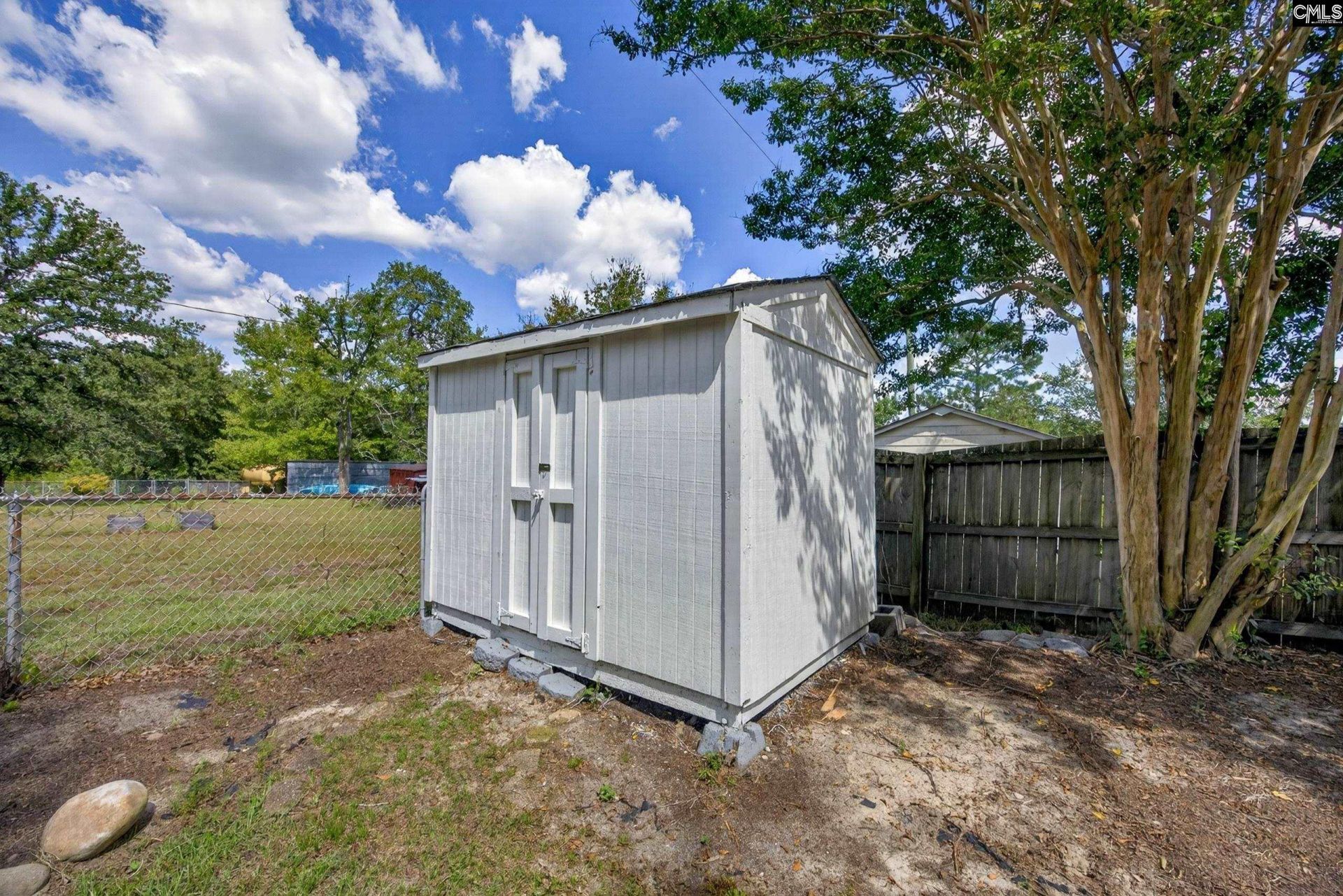 245 Hallie Hills Place  Photo 33