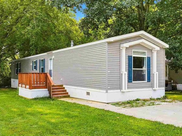 3701 2nd st LOT 372, Coralville, IA 52241