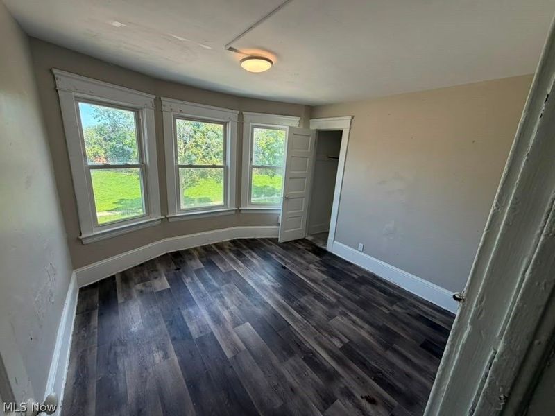 10524 Helena Avenue, Cleveland, OH 44108 Photo 10