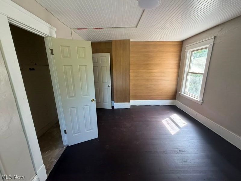 10524 Helena Avenue, Cleveland, OH 44108 Photo 18