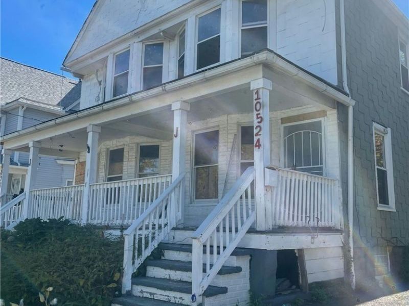 10524 Helena Avenue, Cleveland, OH 44108 Photo 2