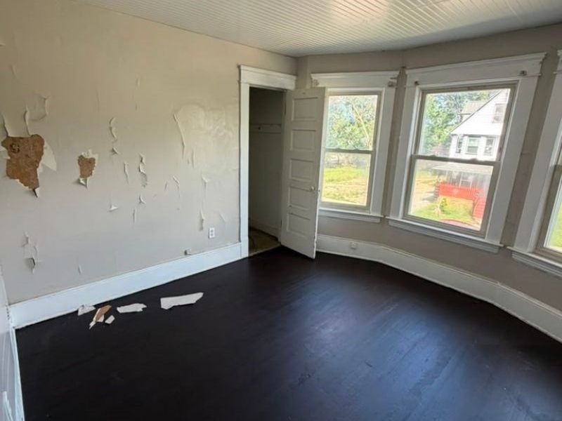 10524 Helena Avenue, Cleveland, OH 44108 Photo 21
