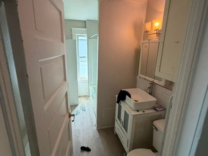 10524 Helena Avenue, Cleveland, OH 44108 Photo 8