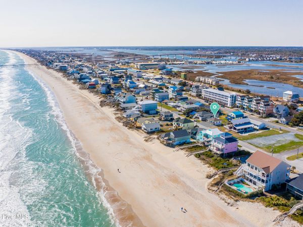 417 N Shore Drive , Surf City, NC 28445