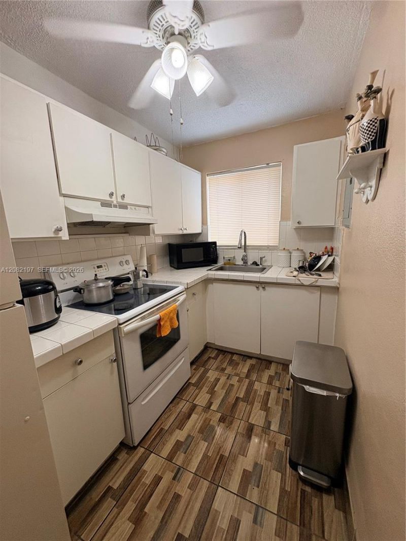 1125 SE 9th Ave , Unit 2, Hialeah, FL 33010 Photo