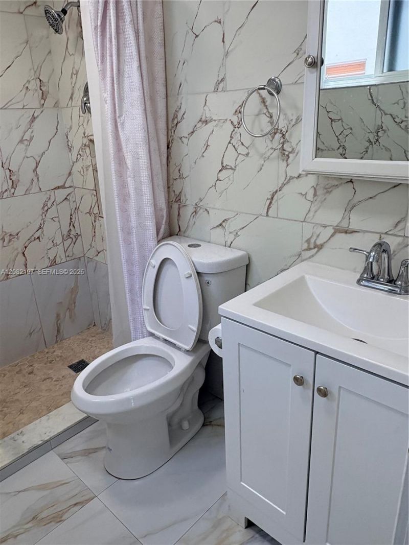 1125 SE 9th Ave , Unit 2, Hialeah, FL 33010 Photo
