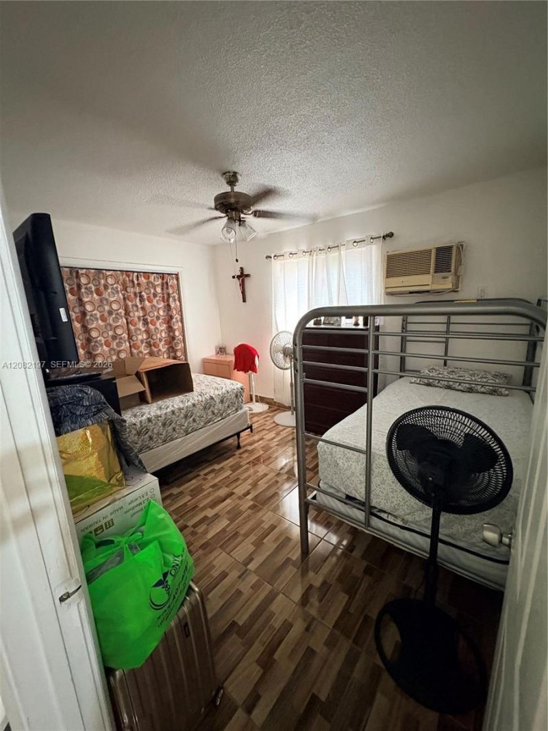 1125 SE 9th Ave , Unit 2, Hialeah, FL 33010 Photo