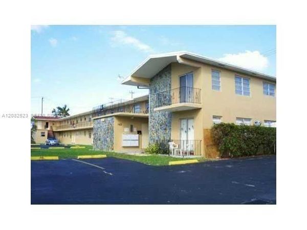 3903 SW 78th Ct , Unit 103, Miami, FL 33155