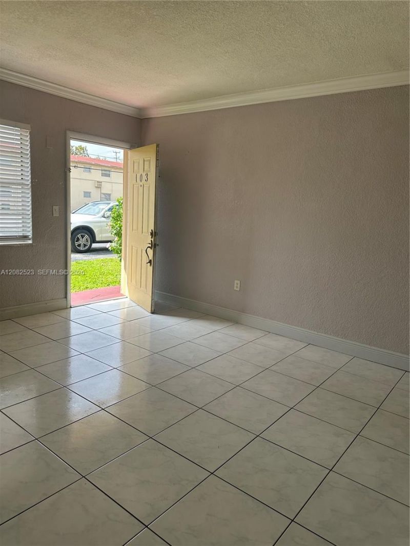 3903 SW 78th Ct , Unit 103, Miami, FL 33155 Photo