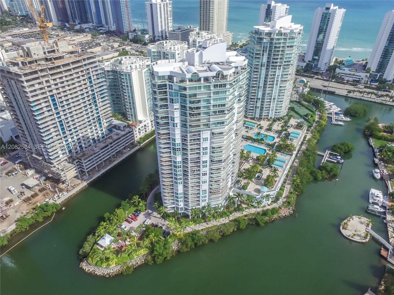 16500 Collins Ave , Unit 454, Sunny Isles Beach, FL 33160 Photo