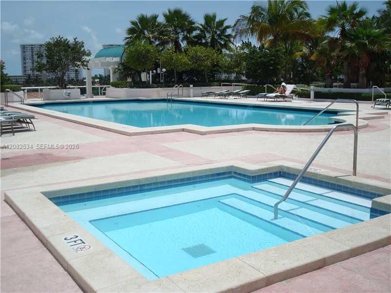 16500 Collins Ave , Unit 454, Sunny Isles Beach, FL 33160 Photo
