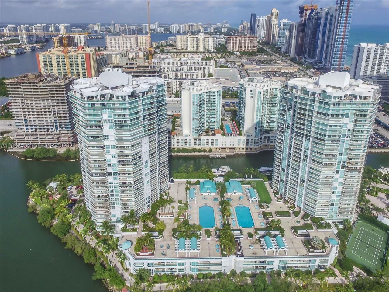 16500 Collins Ave , Unit 454, Sunny Isles Beach, FL 33160 Photo