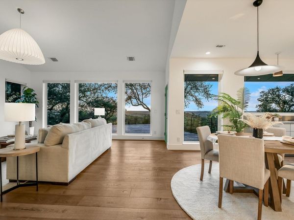 13 Meridian DR, Wimberley, TX 78676
