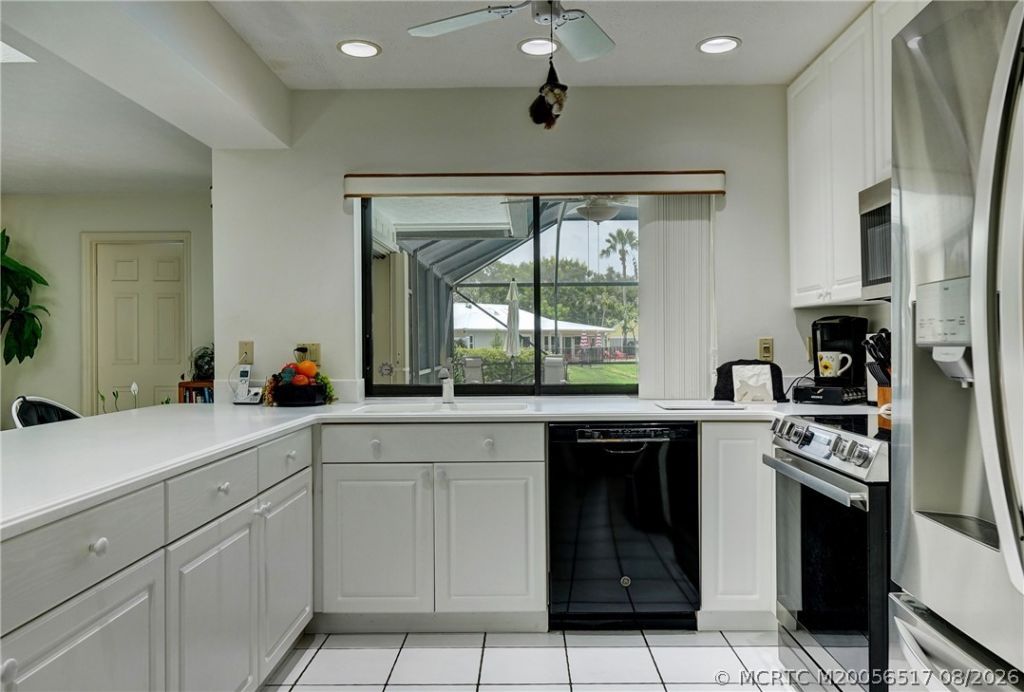 2490 NE Pinecrest Lakes Boulevard, Jensen Beach, FL 34957 Photo
