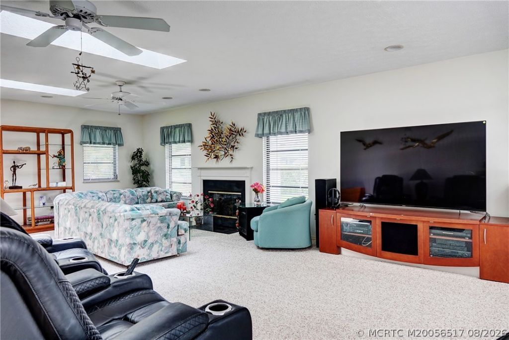 2490 NE Pinecrest Lakes Boulevard, Jensen Beach, FL 34957 Photo