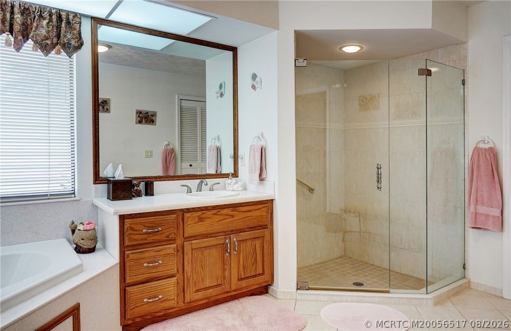 2490 NE Pinecrest Lakes Boulevard, Jensen Beach, FL 34957 Photo