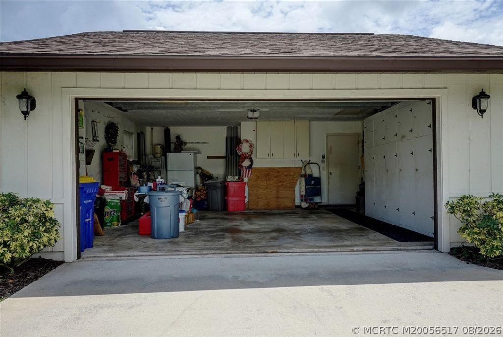 2490 NE Pinecrest Lakes Boulevard, Jensen Beach, FL 34957 Photo