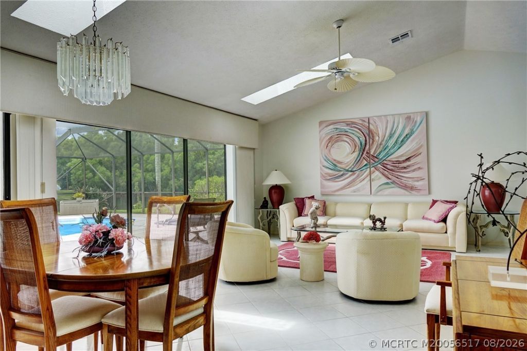 2490 NE Pinecrest Lakes Boulevard, Jensen Beach, FL 34957 Photo