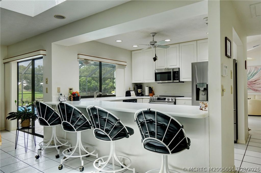 2490 NE Pinecrest Lakes Boulevard, Jensen Beach, FL 34957 Photo