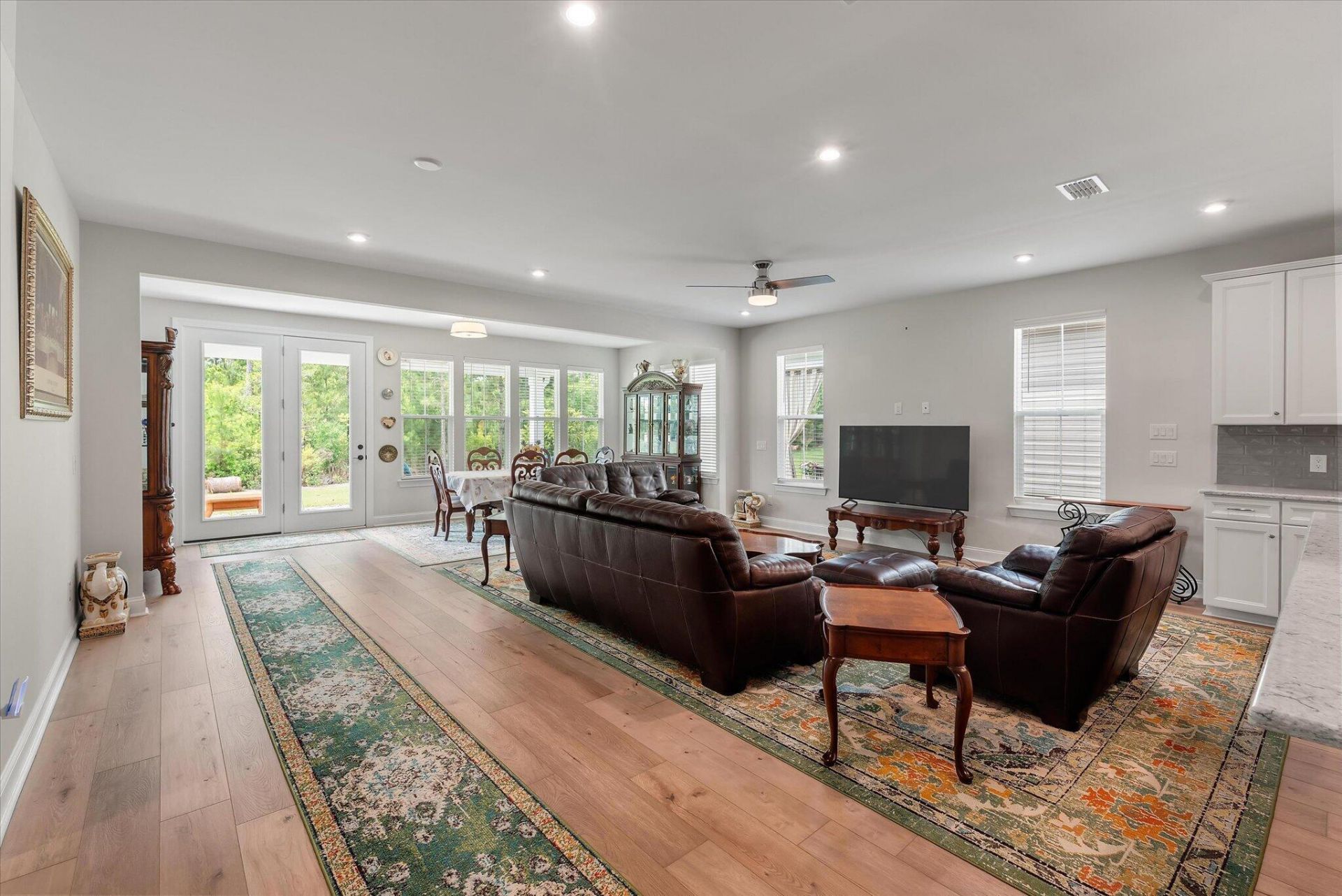 395 Seaside Trail Photo 12