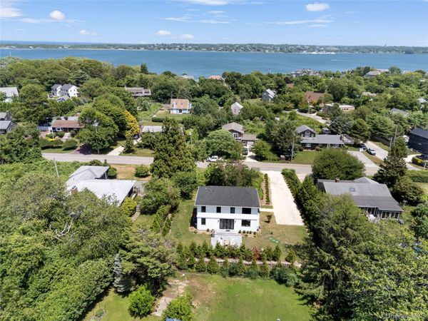 166 Greenwich Street , Montauk, NY 11954
