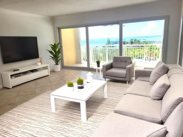 328 N OCEAN Boulevard, Unit 607, Pompano Beach, FL 33062