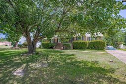 416 Green Springs Drive photo 4