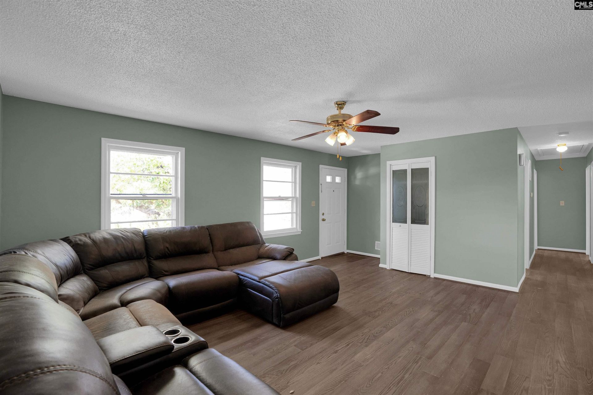 416 Green Springs Drive Photo 6