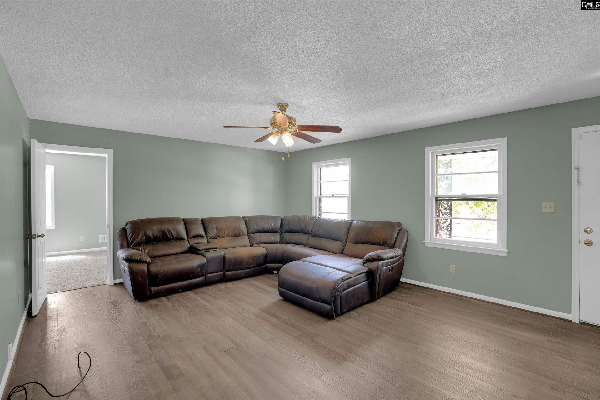416 Green Springs Drive Photo 7