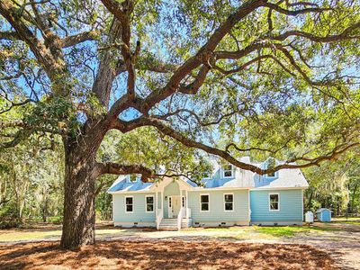8780 Palmetto Road, Edisto Island, SC 29438
