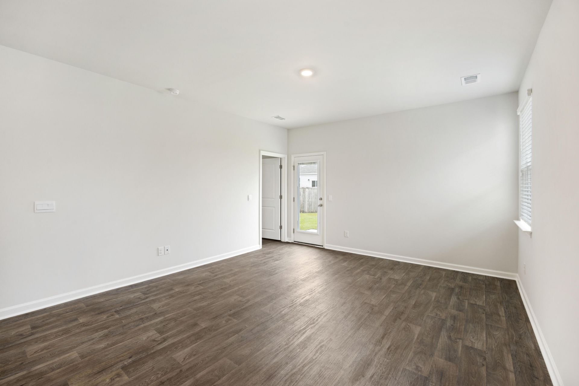 830 Lilyford Lane Photo 16