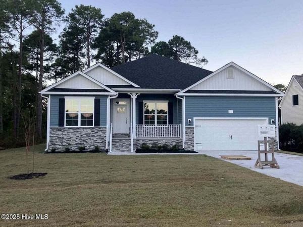 2108 Caracara Drive , New Bern, NC 28560
