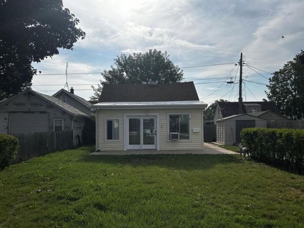5415 34th Ave, Kenosha, WI 53144