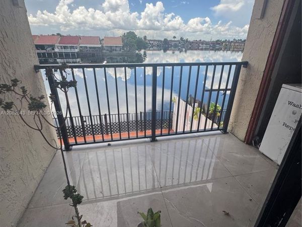 5530 W 26th Ct , Unit 210, Hialeah, FL 33016