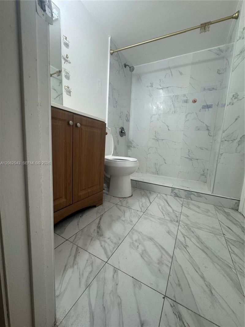 5530 W 26th Ct, Unit 210, Hialeah, FL 33016 Photo