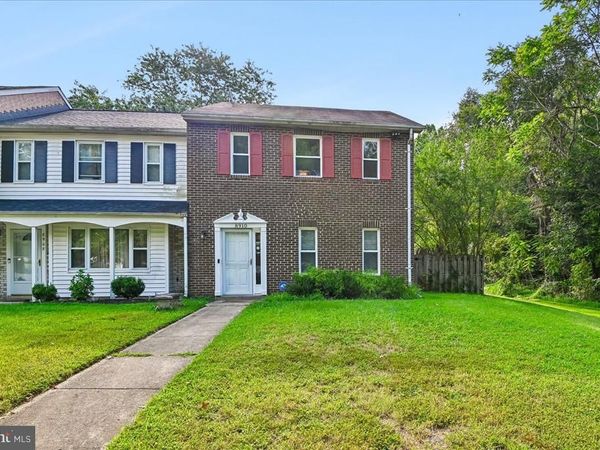 8910 FAIRHAVEN, UPPER MARLBORO, MD 20772