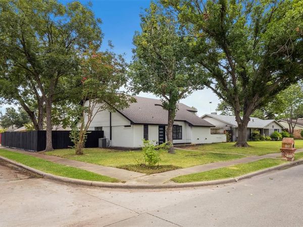 602 Sevilla Drive, Garland, TX 75043
