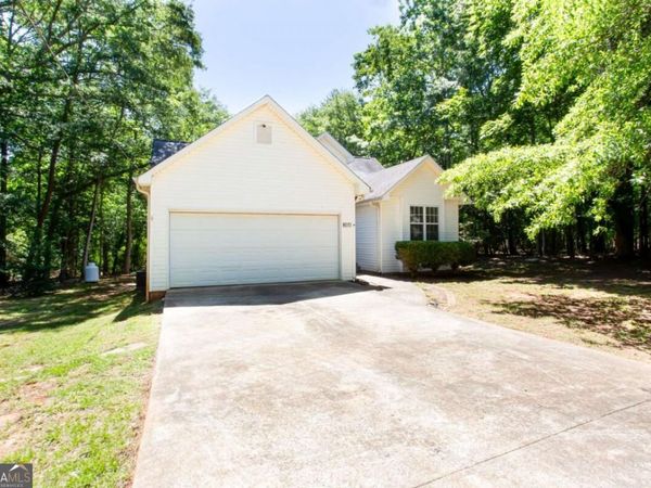 8071 Beachwood Drive, Murrayville, GA 30564